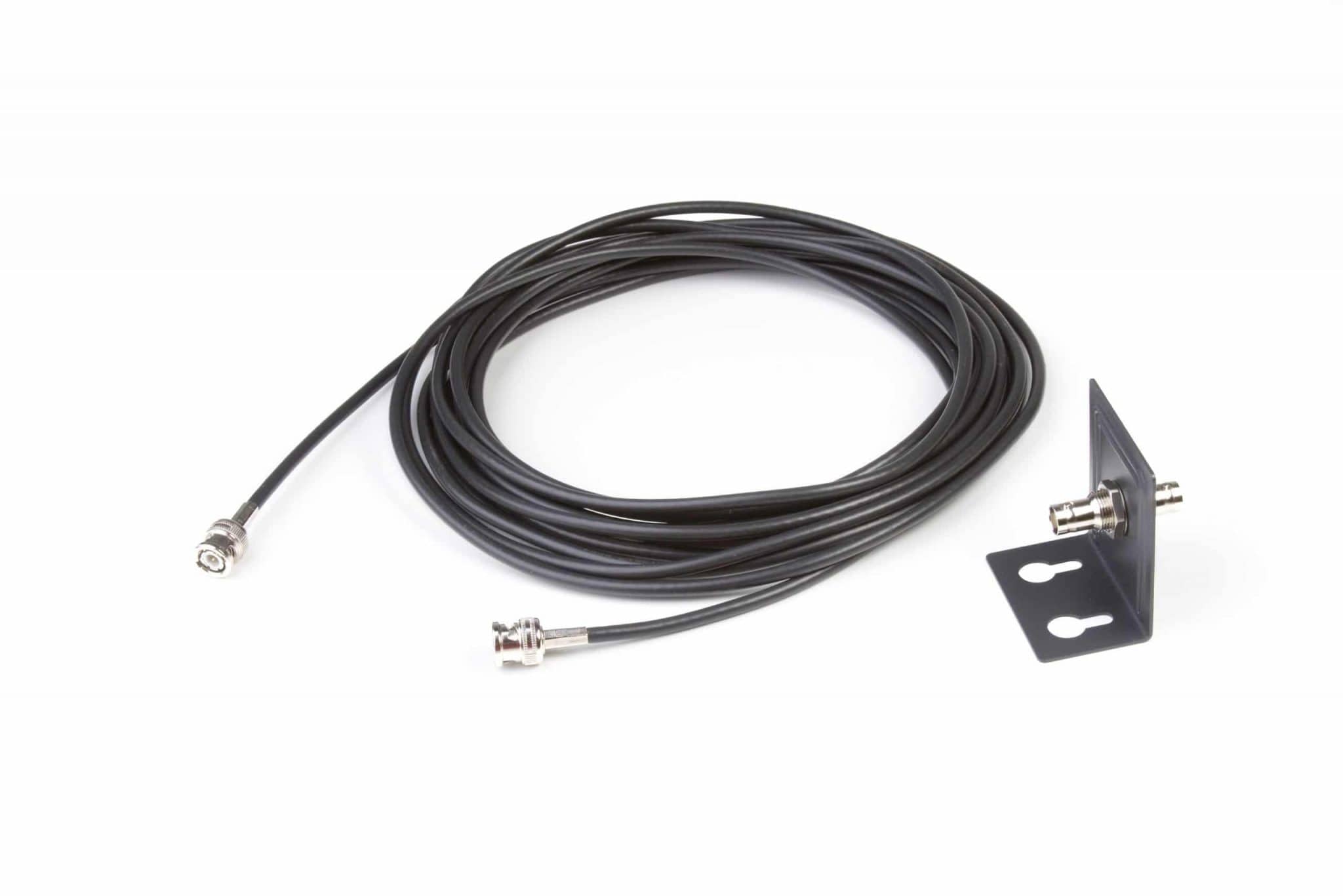Product image of a cable with the plug accessory